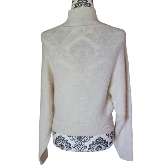 Aritzia Wilfred Lorin sweater size XS - Picture 3 of 12